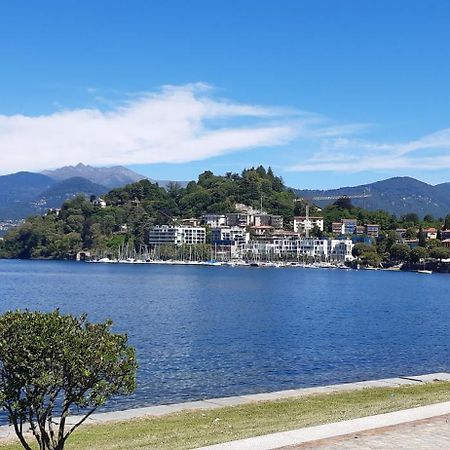 Il Blu Di Laveno Apartment Bagian luar foto